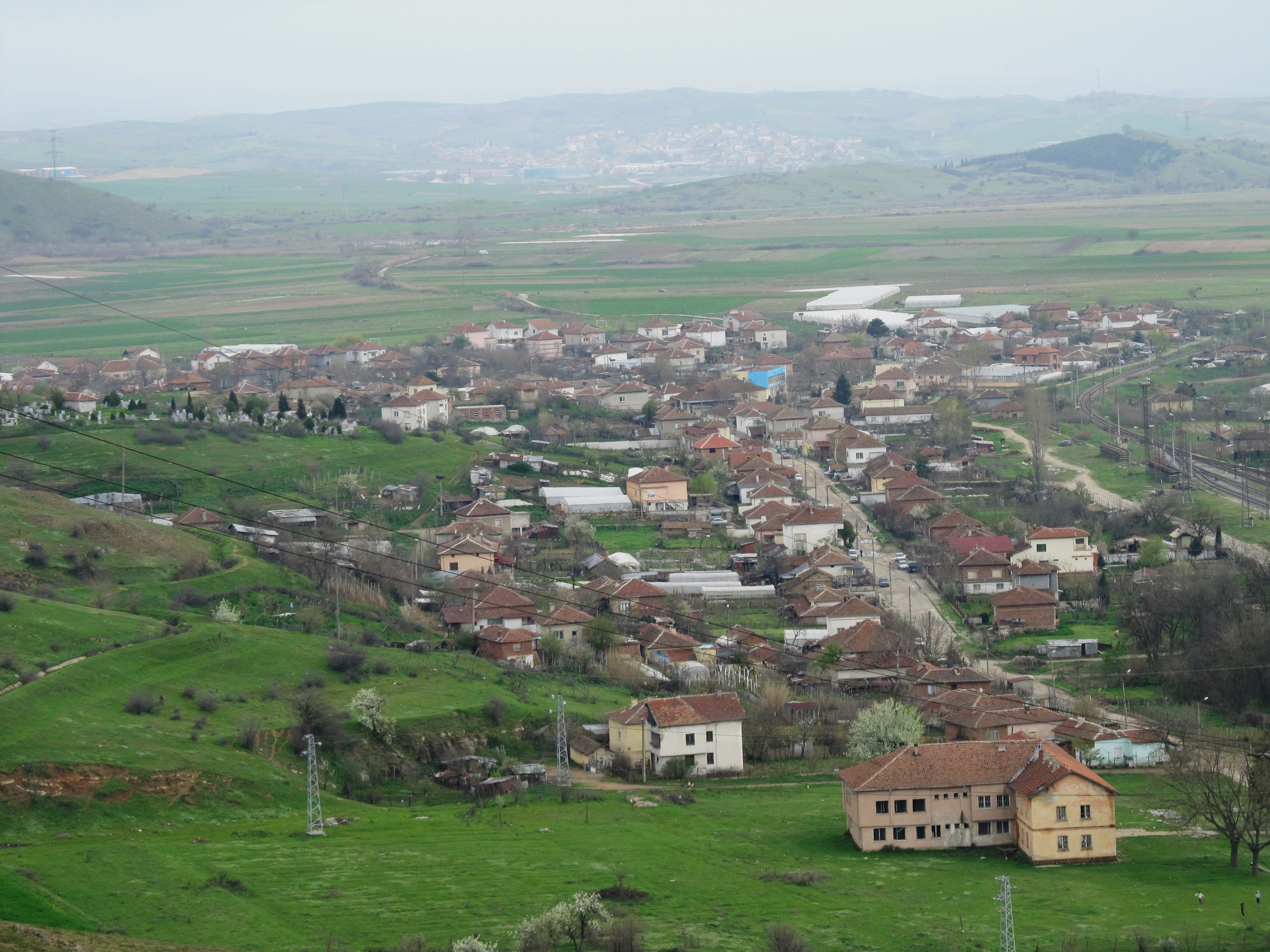 Архивен изглед от село Генерал Тодоров, 2013 г. Снимка: Кочев / Wikimedia Commons, CC BY-SA 3.0. Не е кадър от фестивала.